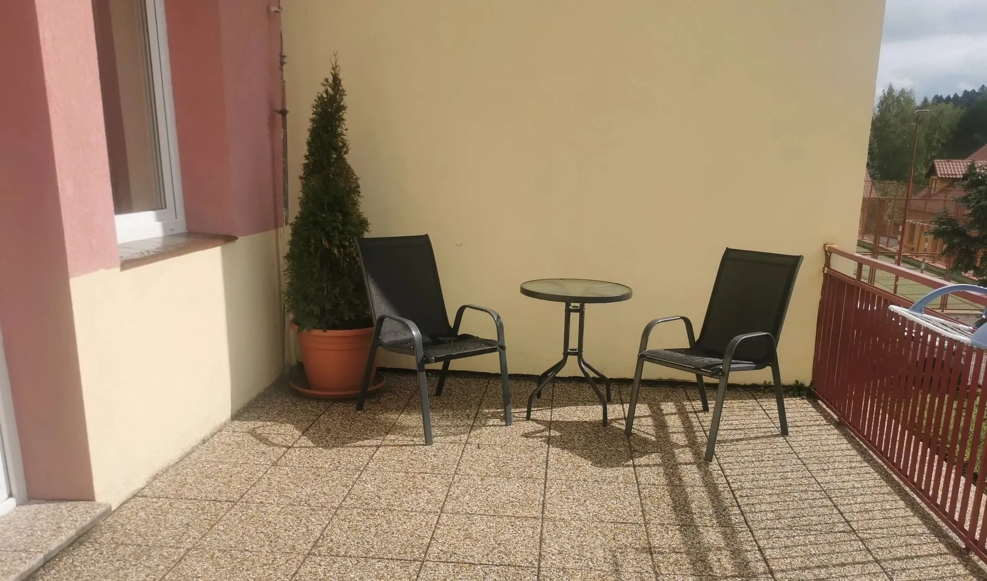 room image 2